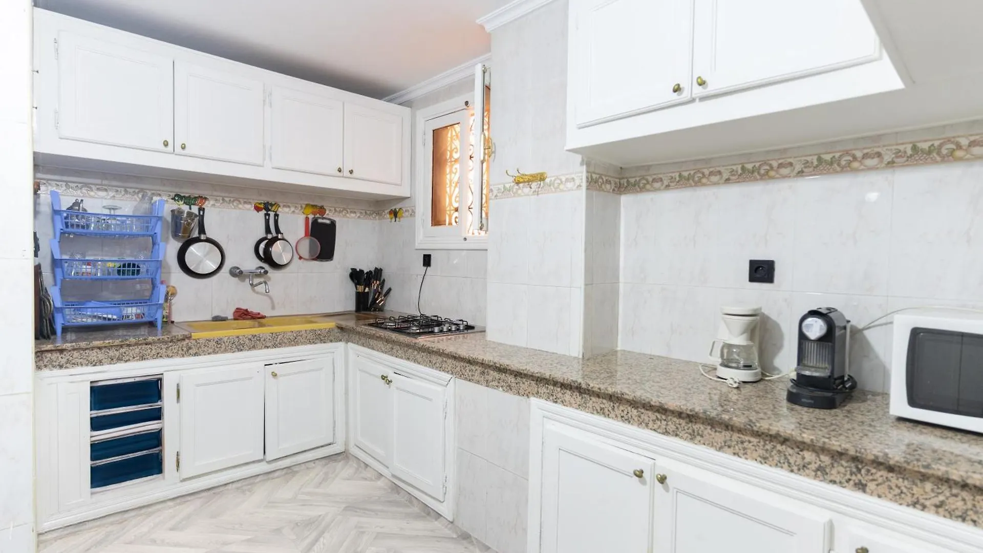 Lägenhet Maison Soleil - Appartement Pour Famille Marrakesh